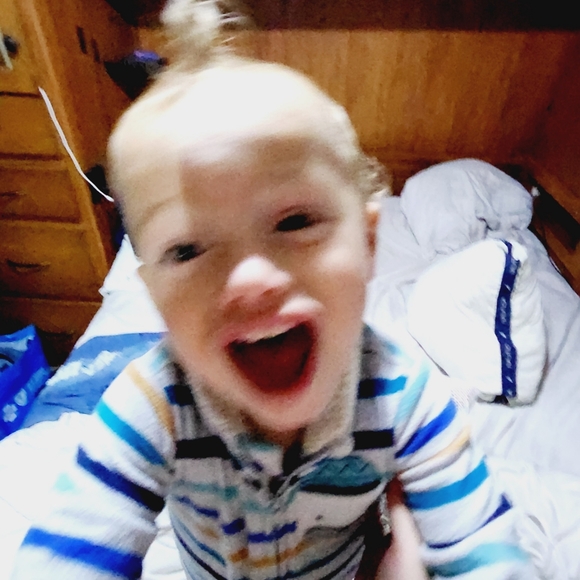 Meet your Posher...... - Picture 2 of 5